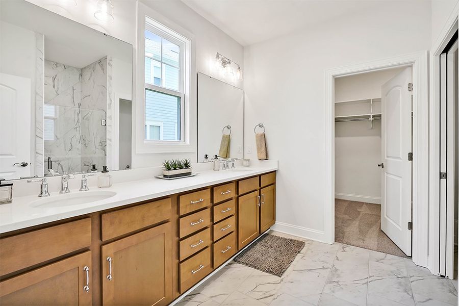 Charleston Harbor, Master Bathroom