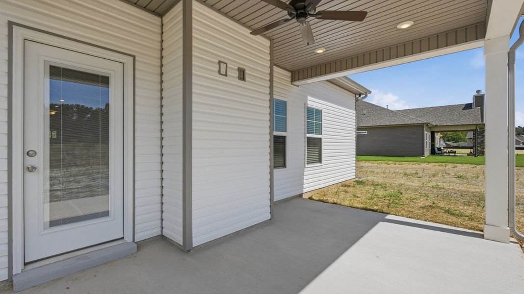 Exterior details and patio area of a home in Stillwater, Tullahoma (Image 4).