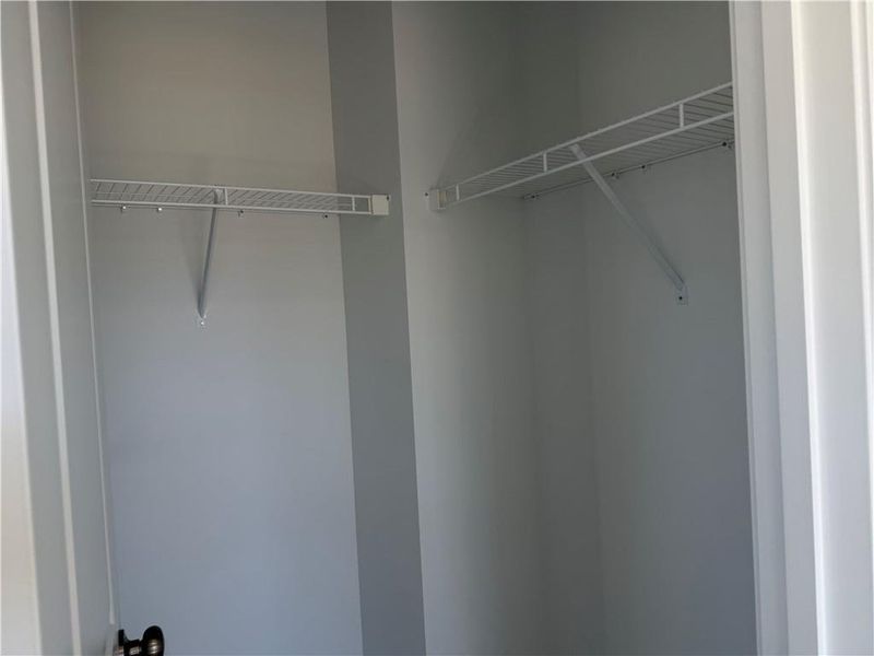 Spacious, unfurnished interior of a new home in Bennett Farm, Loganville (Image 22).