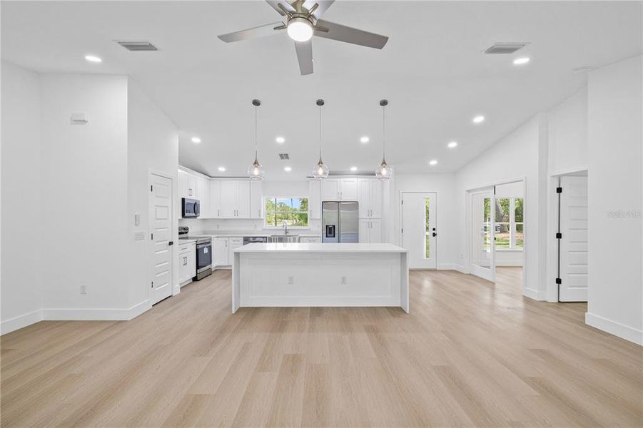 Image 52 of a home in .