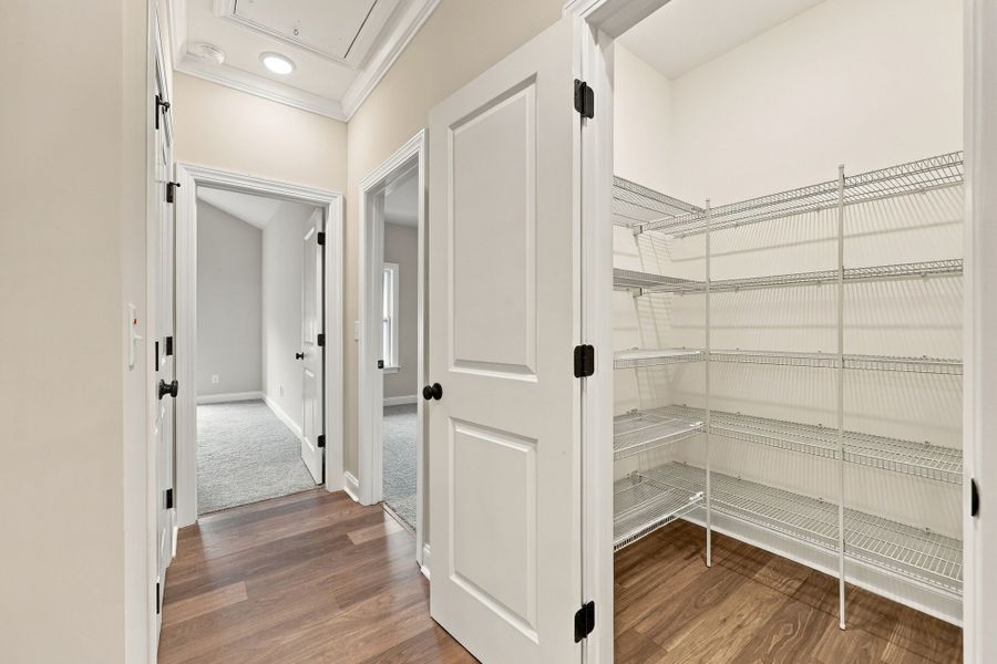 Spacious, unfurnished interior of a new home in Laurel Oaks, Greenville (Image 37).