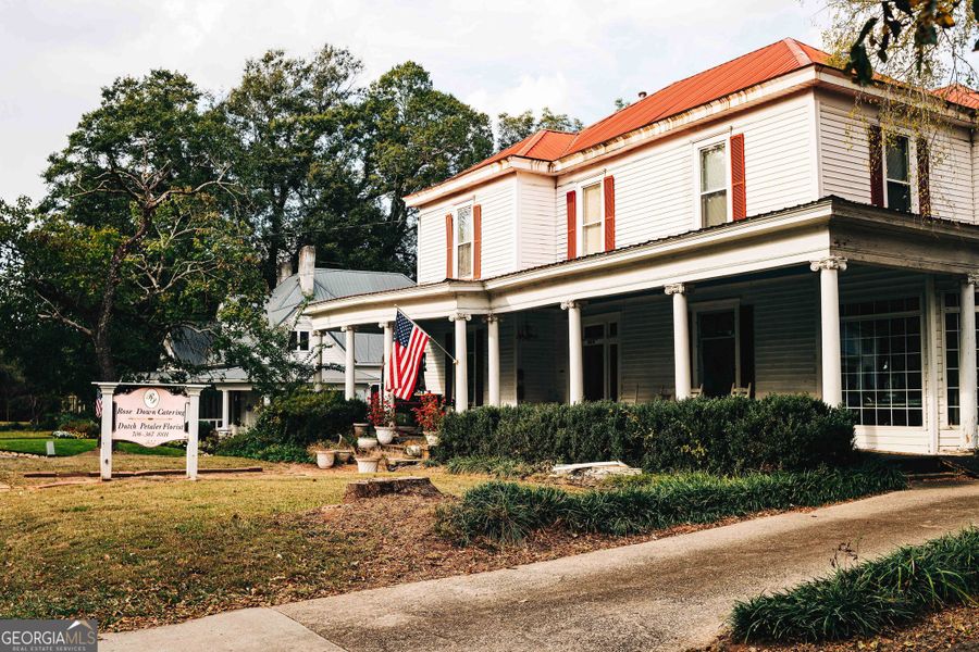 Front exterior of a new home in Mallard’s Landing, Jefferson, GA, highlighting curb appeal (Image 26).