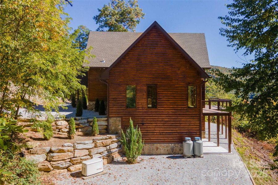 Image 31 of a home in .