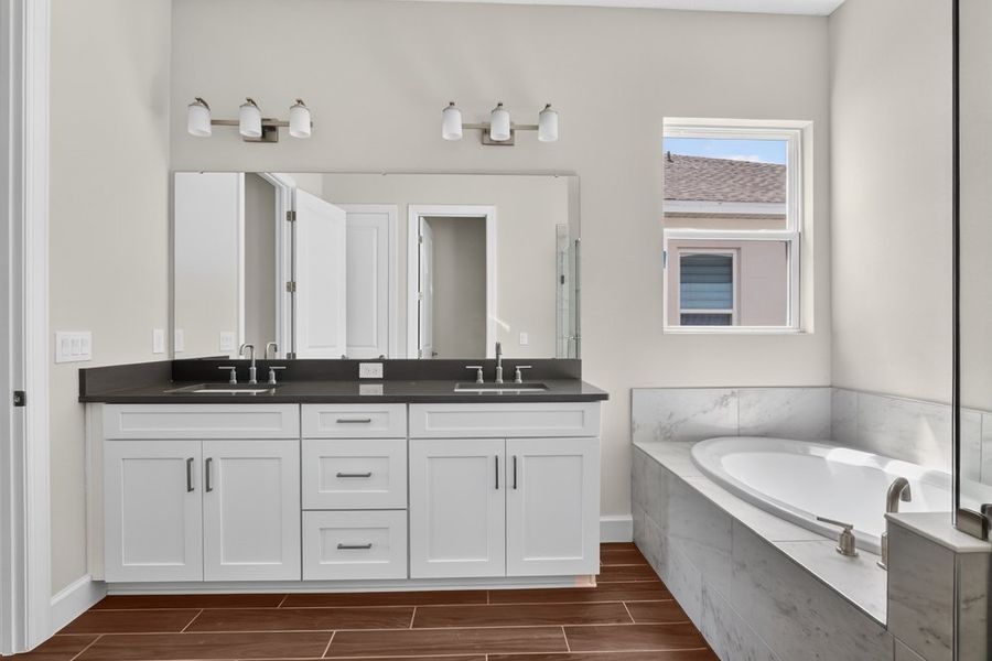 Image 18 of a home in Westview Community Group Page.