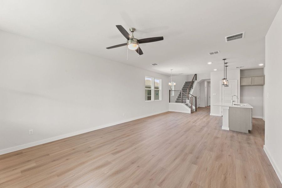 Representative unfurnished interior of a home built from the Hondo by Hakes Brothers in Highland Ridge, New Braunfels (Image 30). Representative unfurnished interior of a home built from the Hondo by Hakes Brothers in Highland Ridge, New Braunfels (Image 30).