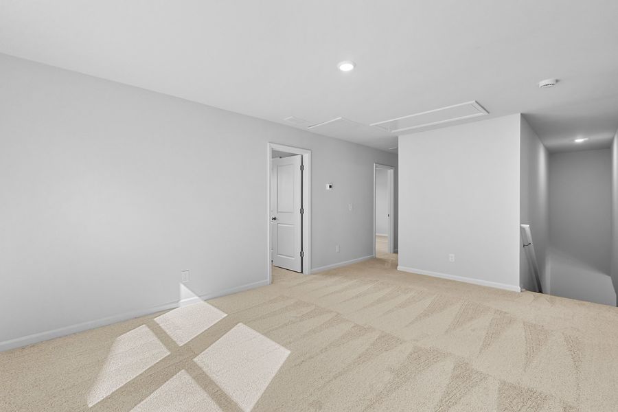 Spacious, unfurnished interior of a new home in Bell West, Kernersville (Image 36).