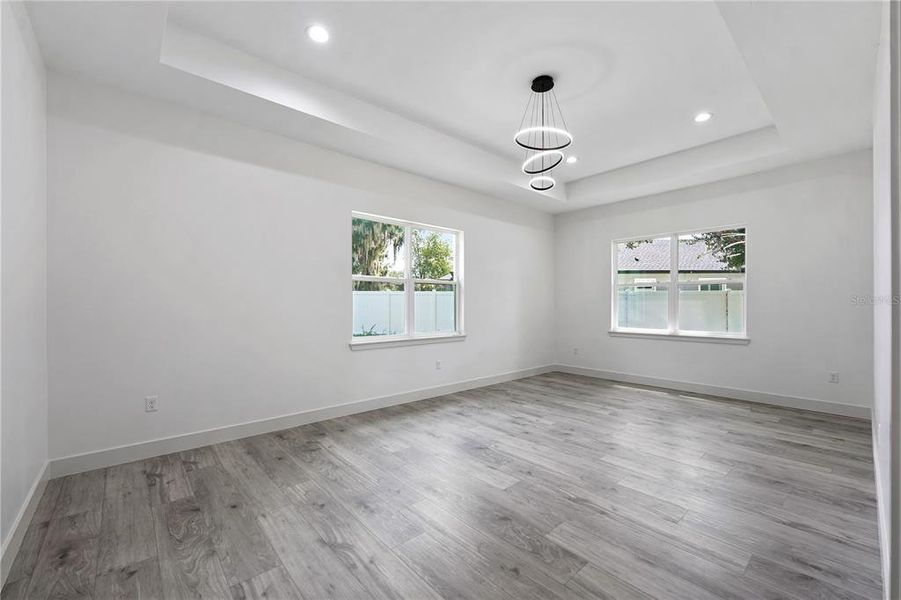 Spacious, unfurnished interior of a new home in , Leesburg (Image 32).
