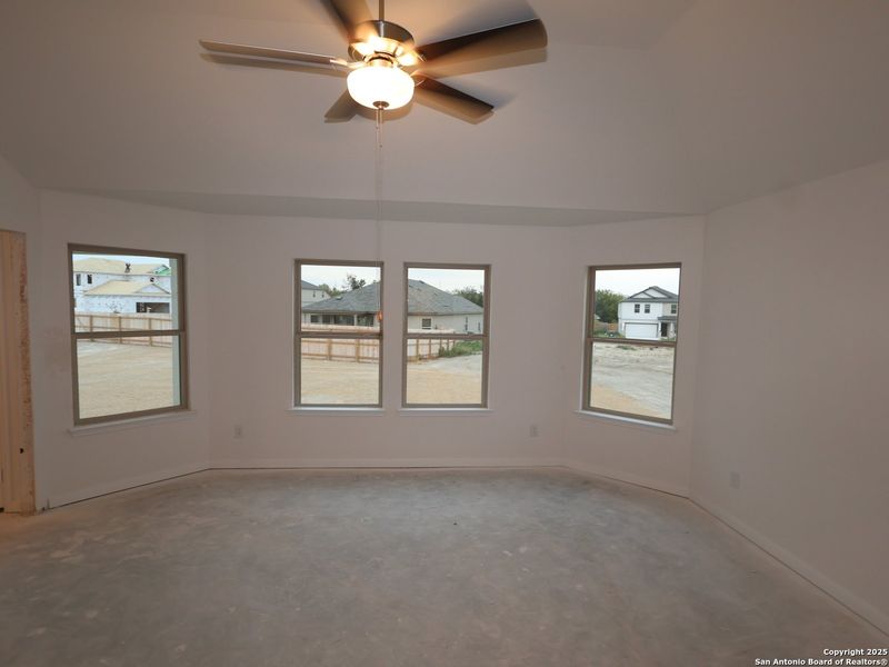 Spacious, unfurnished interior of a new home in Cinco Lakes, San Antonio (Image 22). Spacious, unfurnished interior of a new home in Cinco Lakes, San Antonio (Image 22).