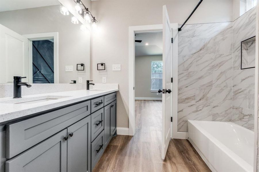 Furnished interior view inside a new home in , Dallas (Image 3). Furnished interior view inside a new home in , Dallas (Image 3).