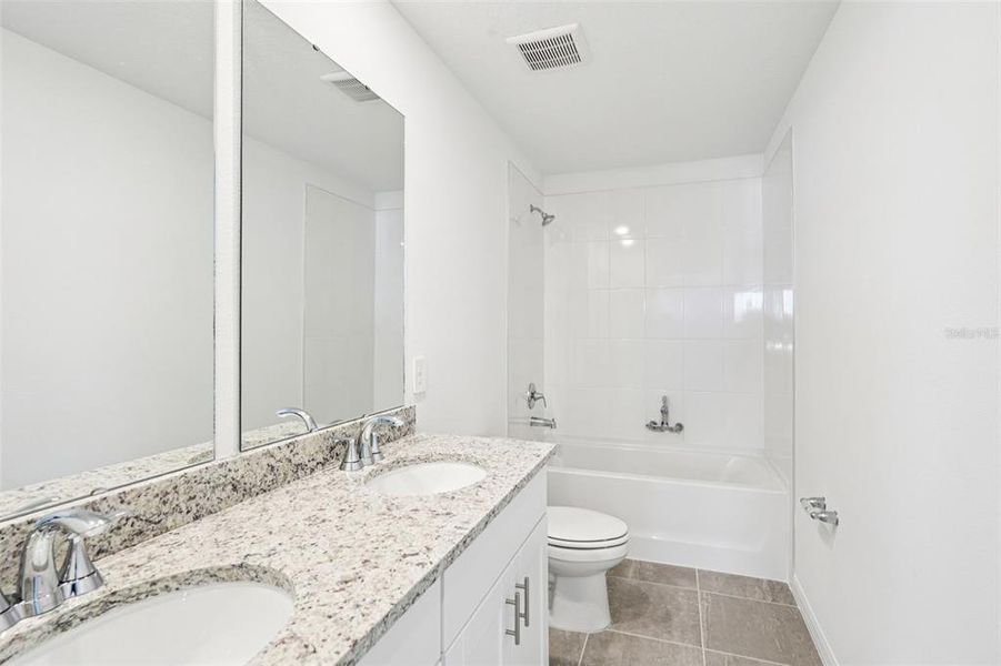 Furnished interior view inside a new home in Hamilton Bluff - Classic Series, Lake Hamilton (Image 9).