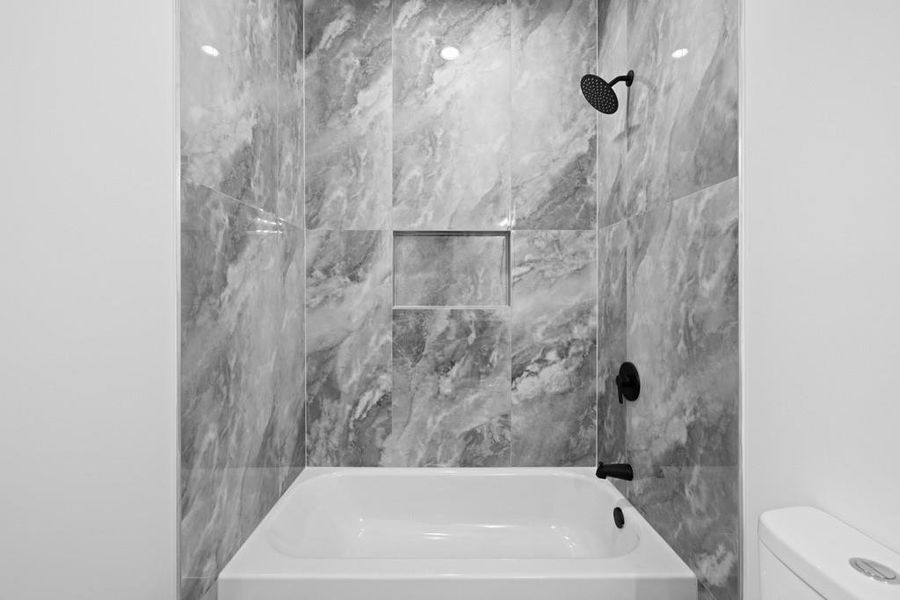 Image 53 of a home in .