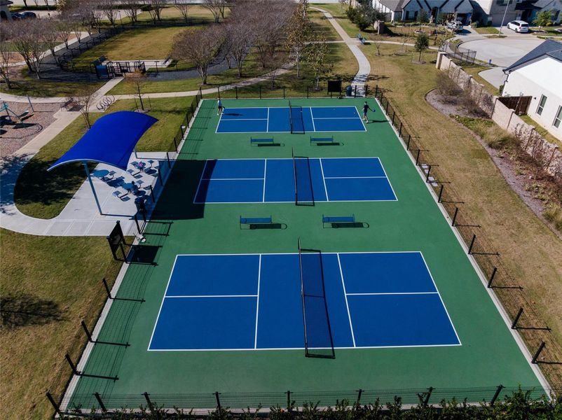 Community amenities in Amira: Heritage Collection, Tomball (Image 34).