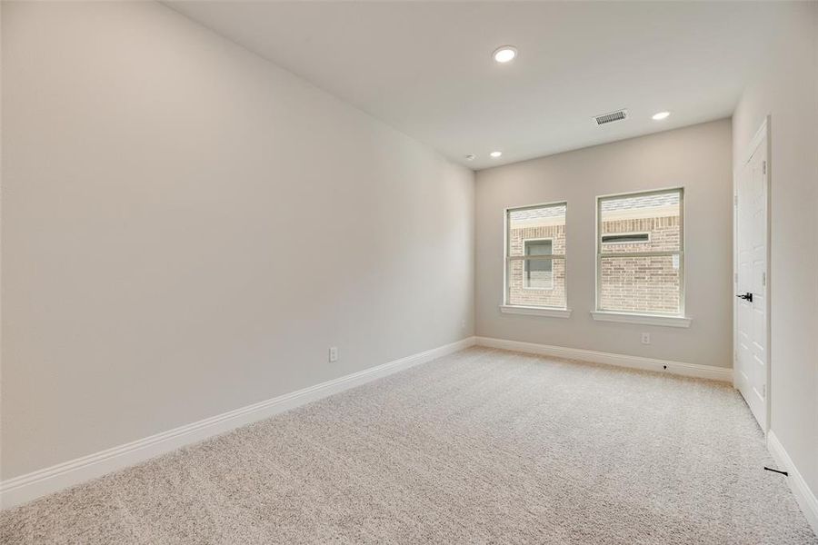 Spacious, unfurnished interior of a new home in Villages of Creekwood, Frisco (Image 22). Spacious, unfurnished interior of a new home in Villages of Creekwood, Frisco (Image 22).