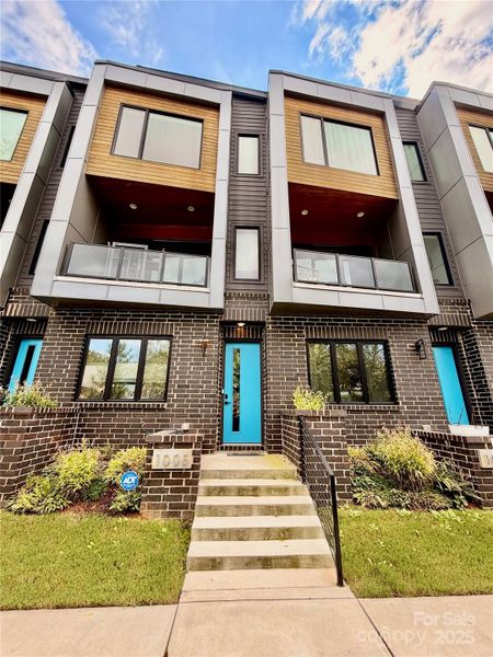 Image 22 of a home in .