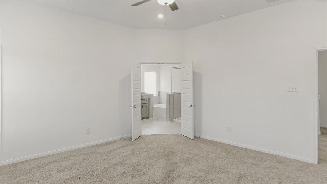 Representative unfurnished interior of a home built from the Rev 2232NC by Saratoga Homes in Aldine Pines, Houston (Image 16). Representative unfurnished interior of a home built from the Rev 2232NC by Saratoga Homes in Aldine Pines, Houston (Image 16).