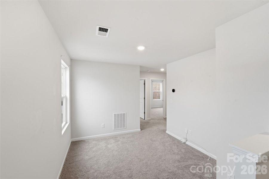 Spacious, unfurnished interior of a new home in , Shelby (Image 17).