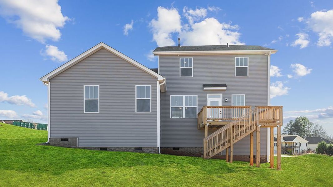 Exterior details and patio area of a home in Shadowood II, Seneca (Image 19).