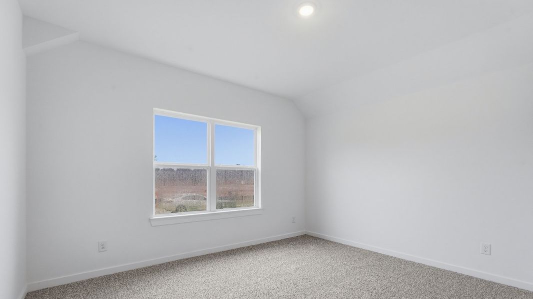 Spacious, unfurnished interior of a new home in Silverthorne, Conroe (Image 15). Spacious, unfurnished interior of a new home in Silverthorne, Conroe (Image 15).