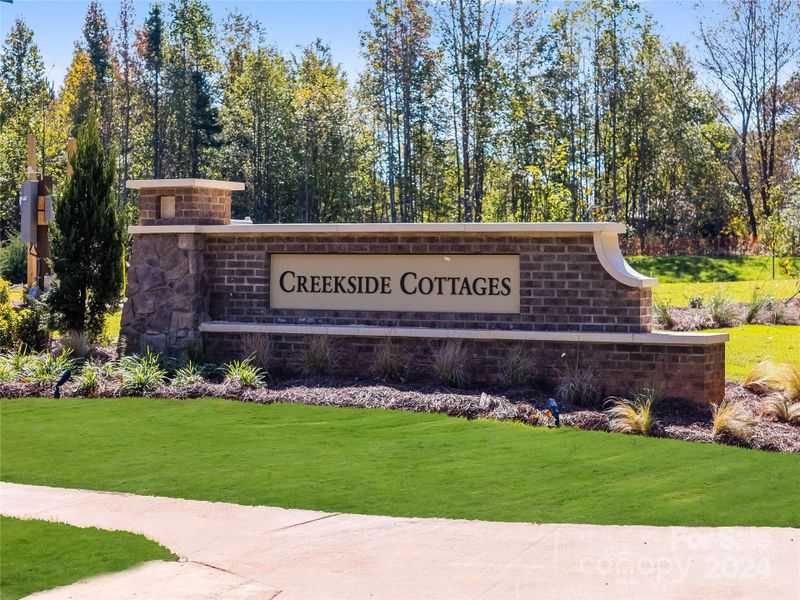 Welcome to Creekside Cottages!