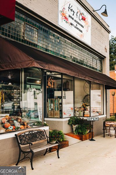 Image 77 of a home in Mallard’s Landing.