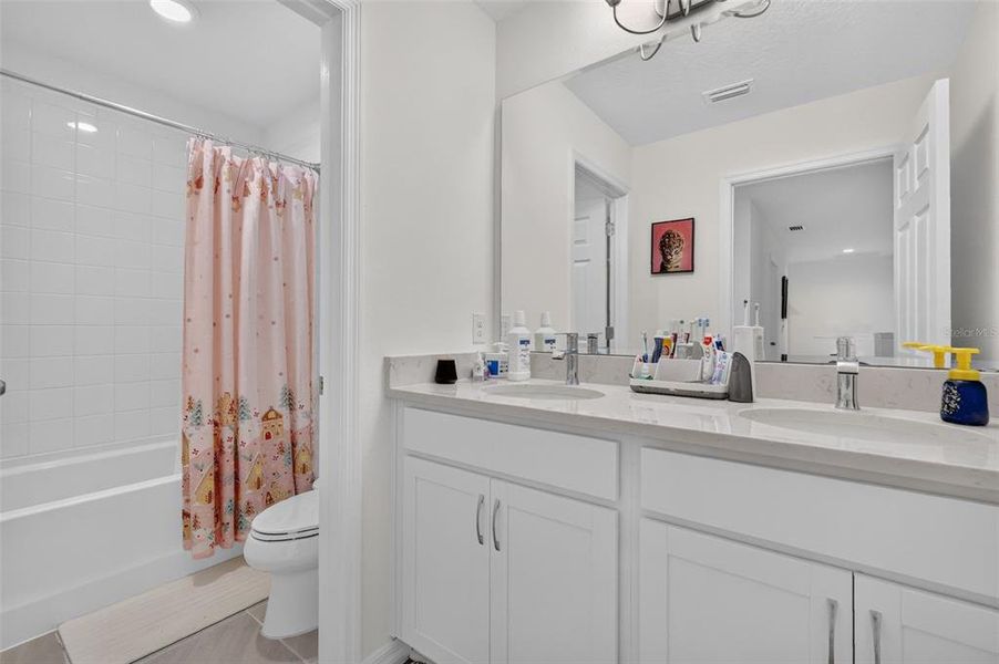 Furnished interior view inside a new home in , Howey-in-the-Hills (Image 13).