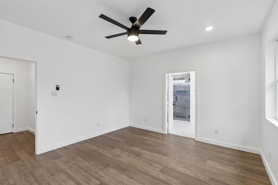 Spacious, unfurnished interior of a new home in , Runaway Bay (Image 19).