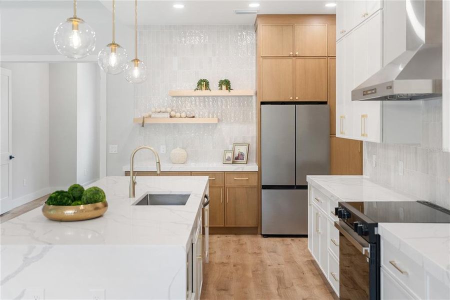 Furnished interior view inside a new home in , Port Charlotte (Image 14).