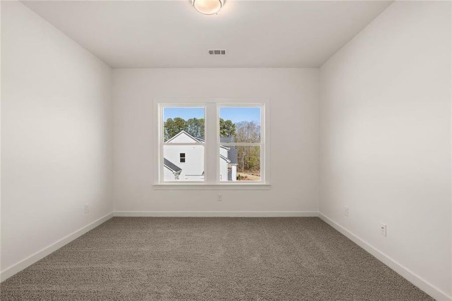 Spacious, unfurnished interior of a new home in , Gainesville (Image 67).