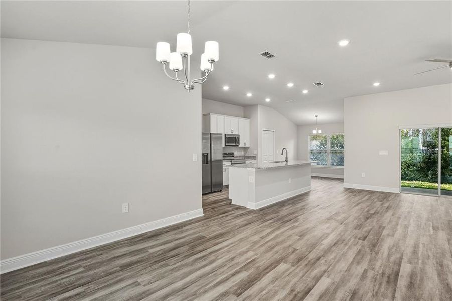Spacious, unfurnished interior of a new home in , Lakeland (Image 22).
