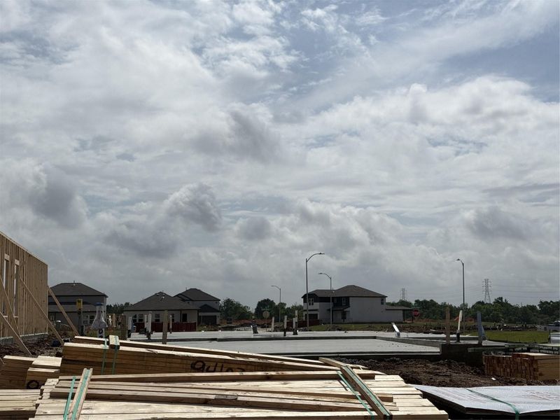Image 26 of a home in Paloma at Sanford Farms.