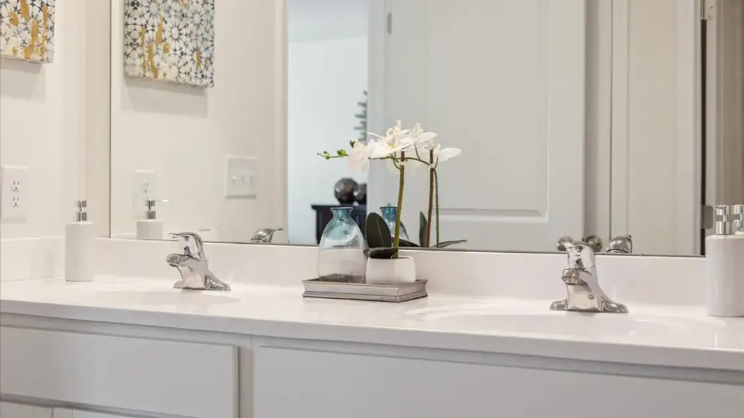 Close-up of interior finishes inside a home in Creekside Ridge, Dandridge (Image 20).