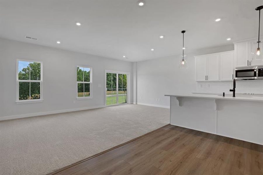 Spacious, unfurnished interior of a new home in Laurel Fields, Gainesville (Image 30).