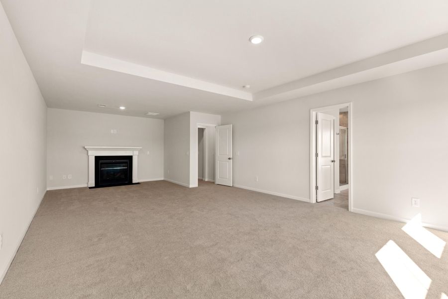 Spacious, unfurnished interior of a new home in Heron's Walk at Summers Corner: Coastal Collection, Summerville (Image 37). Spacious, unfurnished interior of a new home in Heron's Walk at Summers Corner: Coastal Collection, Summerville (Image 37).