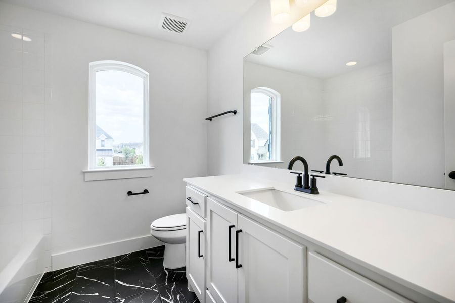 Representative photo of Plan 1647 - Secondary Bathroom Representative photo of Plan 1647 - Secondary Bathroom