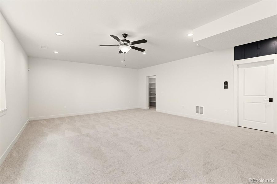 Image 38 of a home in Sterling Ranch 50s. Image 38 of a home in Sterling Ranch 50s.