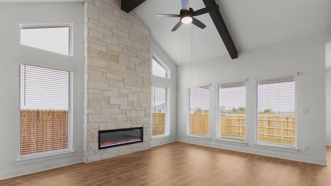 Representative unfurnished interior of a home built from the Drios by Chesmar Homes in Crescent Bluff, Georgetown (Image 20).