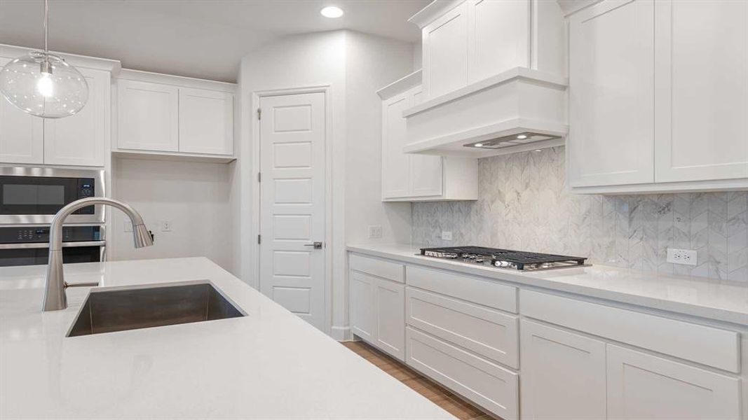 Furnished interior view inside a new home in Hillstead, Lavon (Image 10).