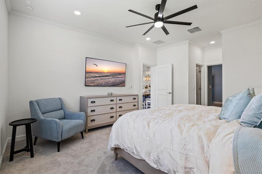 Furnished interior view inside a new home in , Bradenton (Image 21).