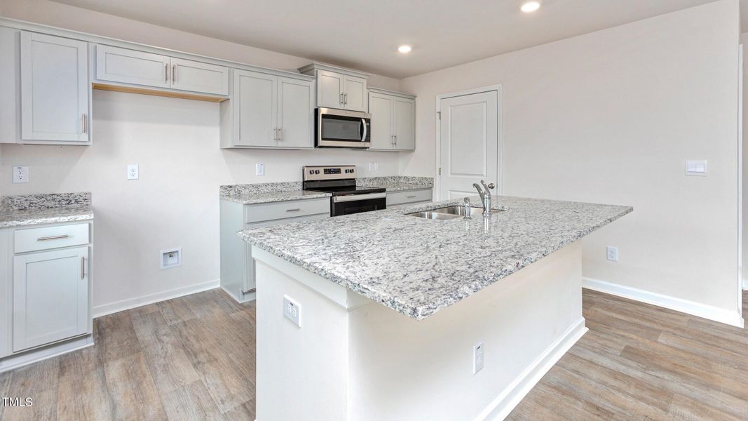 918 Hickory Point Drive-11