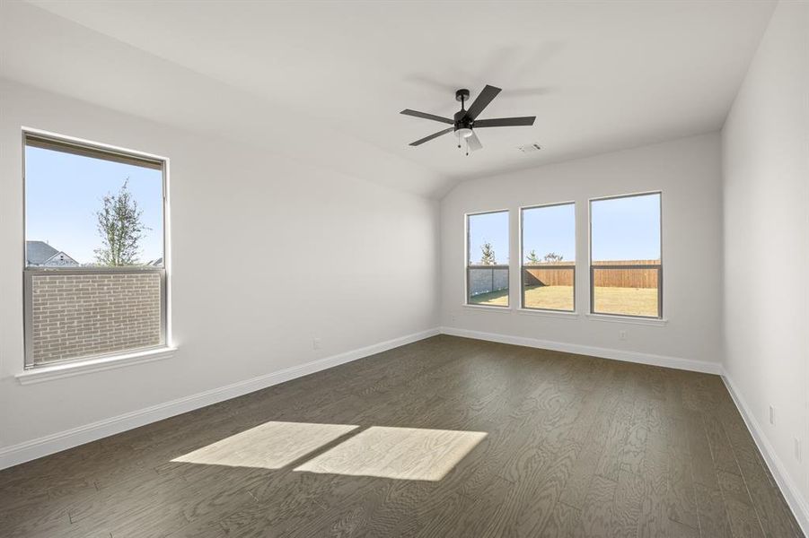 209 Pine Leaf- Primary Suite-1