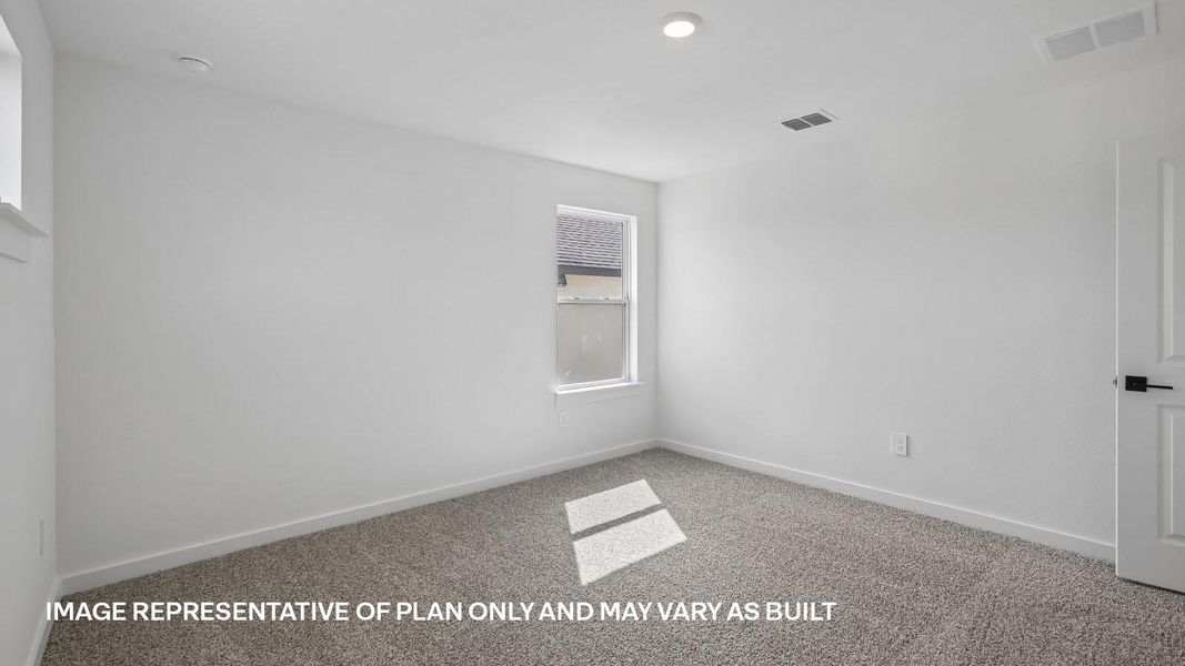 Spacious, unfurnished interior of a new home in Rosenbusch Ranch, Leander (Image 48).