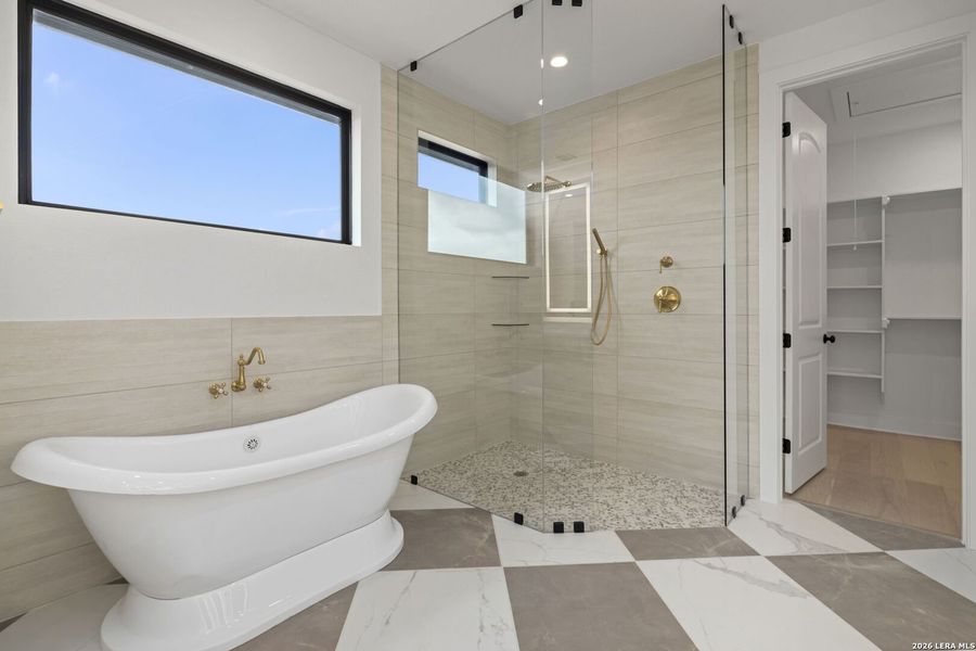 Furnished interior view inside a new home in , Boerne (Image 10).