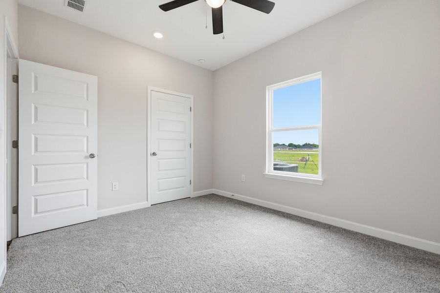 Spacious, unfurnished interior of a new home in Southern Charm, Crestview (Image 37).