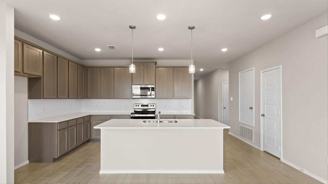 Representative furnished interior of a home built from the Cypress II Sunterra 50s by Brohn Homes in Sunterra, Katy (Image 32). Representative furnished interior of a home built from the Cypress II Sunterra 50s by Brohn Homes in Sunterra, Katy (Image 32).