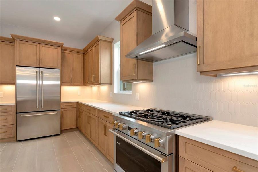Furnished interior view inside a new home in , Sarasota (Image 8).
