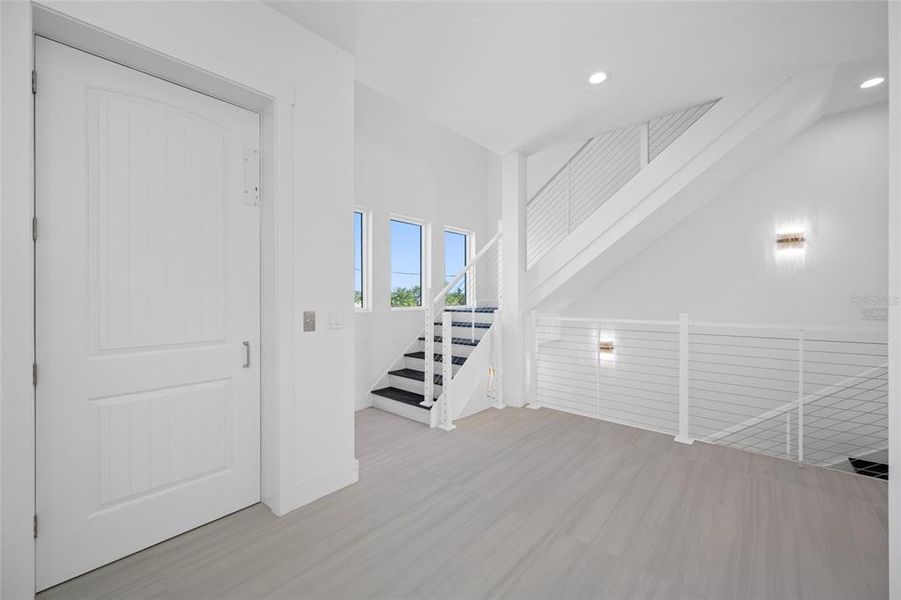 Spacious, unfurnished interior of a new home in , Treasure Island (Image 57).