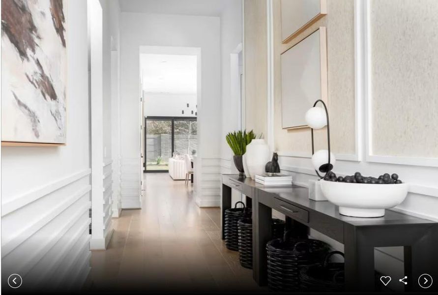 Photo of Pulte model home with same floor plan, not of actual home listed. Photo of Pulte model home with same floor plan, not of actual home listed.