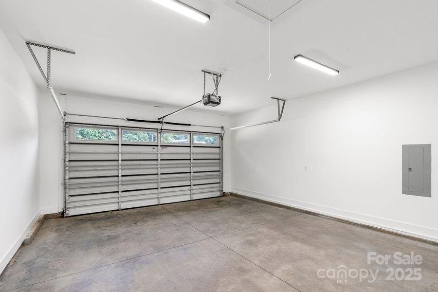 Image 23 of a home in .