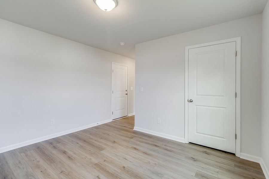 Spacious, unfurnished interior of a new home in Winston Point, Gilbert (Image 21). Spacious, unfurnished interior of a new home in Winston Point, Gilbert (Image 21).