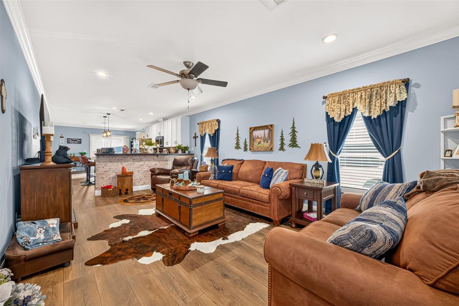 Furnished interior view inside a new home in , Willis (Image 16).